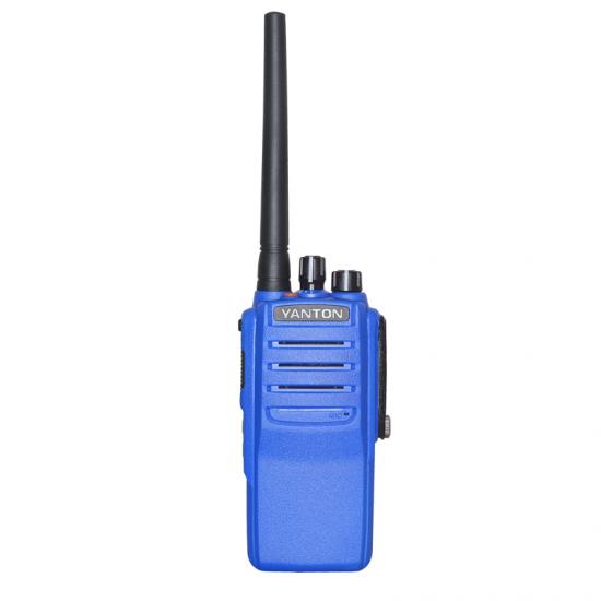 Long distance radio communication